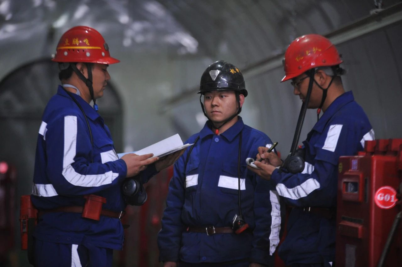 图一：11207回顺1号配电点，，，走动式治理（清静治理中心盛一丹）.jpg