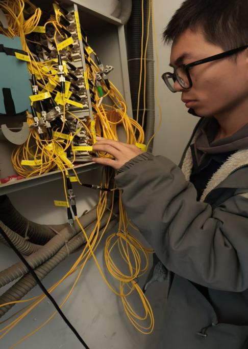 正在排查网络节点，，，，智能化治理办公室 李浩周.png