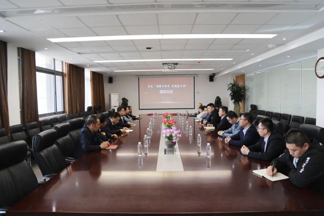 mg冰球突破·豪华版(试玩)官网首页