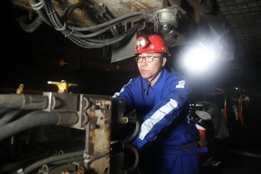 mg冰球突破·豪华版(试玩)官网首页